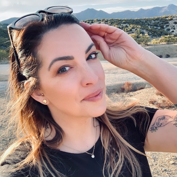 Meet your Posher, Posh - Picture 1 of 1